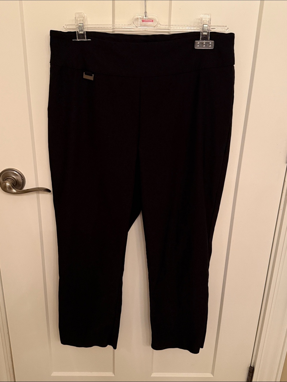 Classic High-Waist Black Pull On Capri Pants